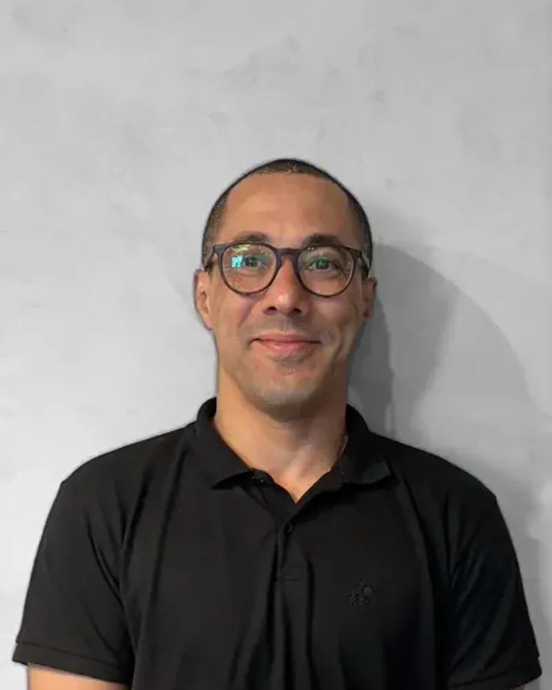Felipe Aoyama — Gerente de Vendas na Spazio Bello